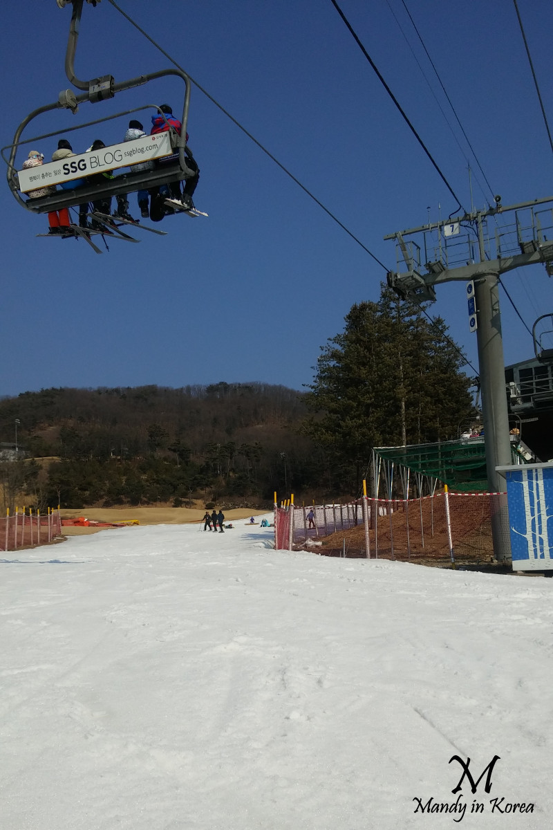韓國滑雪初體驗超緊張❄跌跌撞撞還好有熱心OPPA扶一把!!